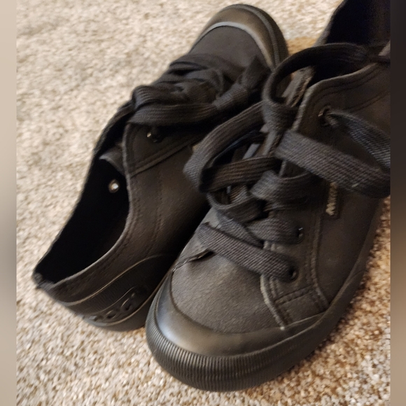 NWOT- Rocket Dog Sz. 8 fashion shoes.  Plush Foam Insole. - Picture 3 of 5